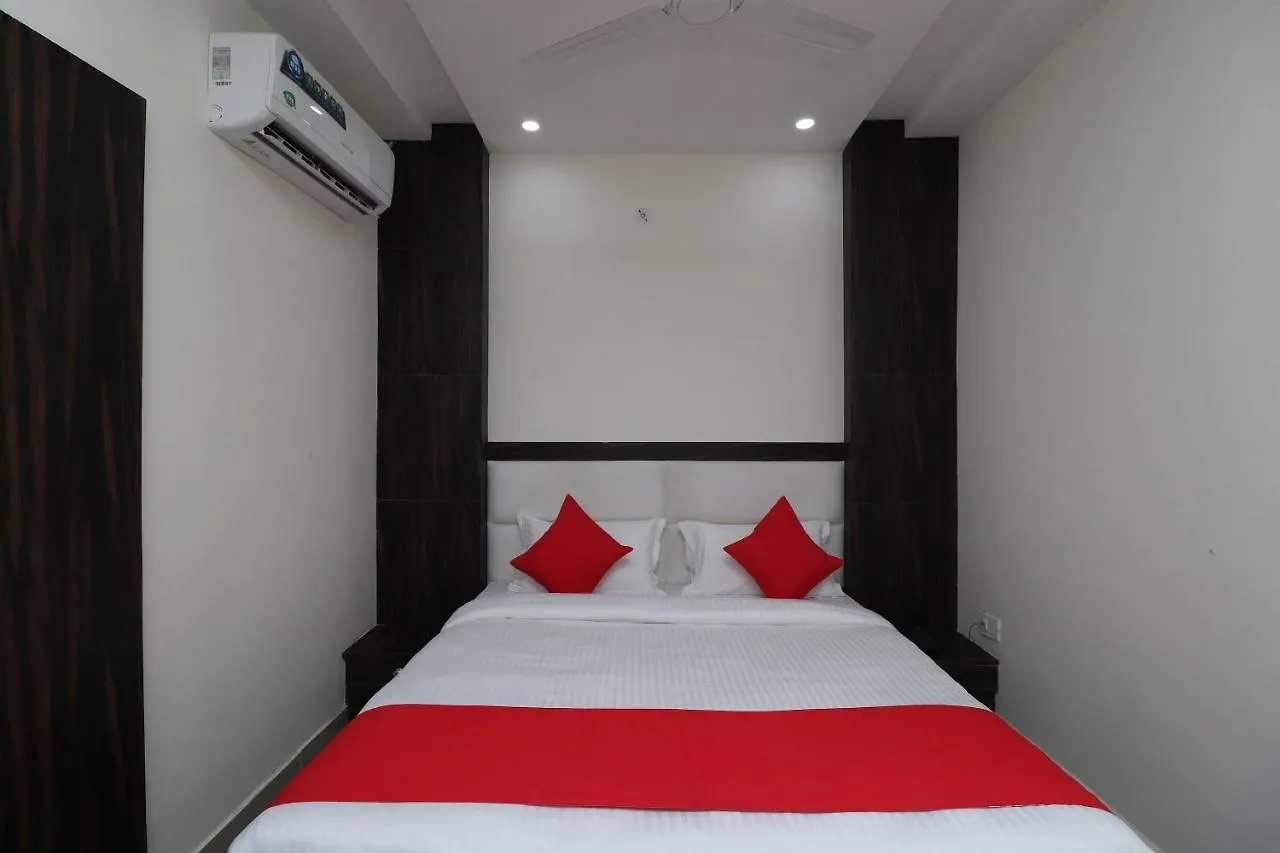 The Hosteller Agra Agra
