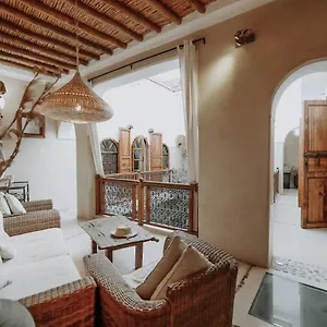 *** Riad Dar Nour El Houda Marrocos