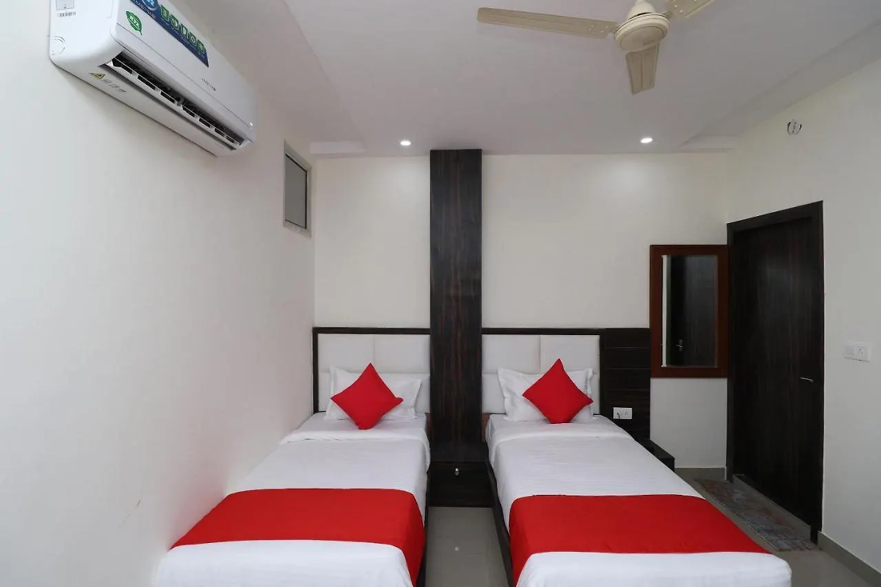 The Hosteller Agra
