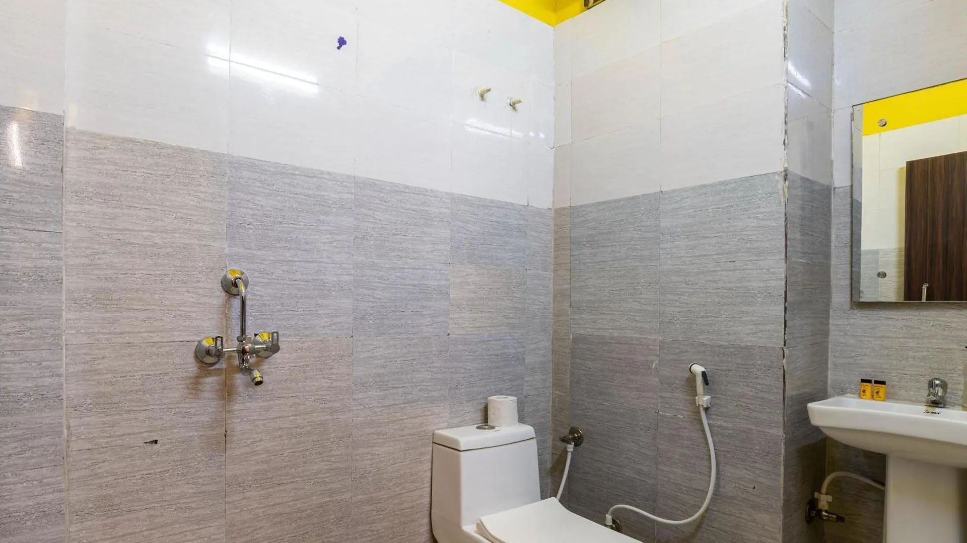The Hosteller Agra Hostel
