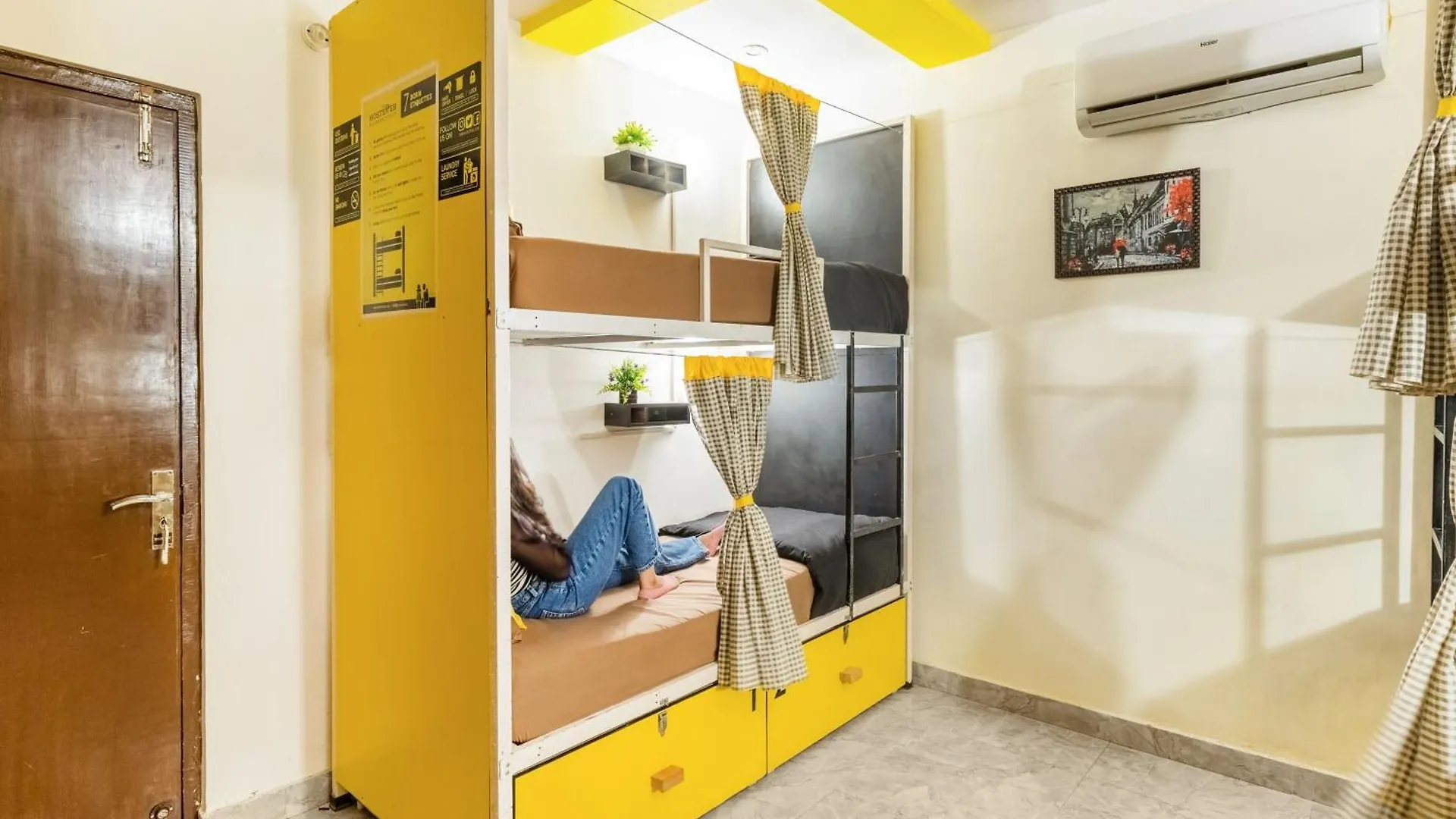 The Hosteller Agra India